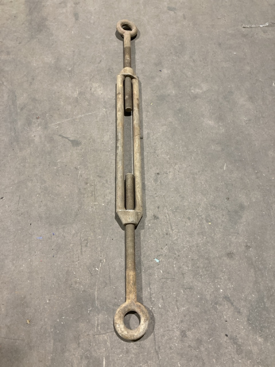 Lot 53  
            Birmingham - Collection Only 

                
ASSORTMENT OF TOOLS TO INCLUDE DROP FORGED TURNBUCKLE