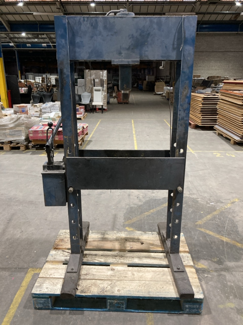 Lot 55  
            Birmingham - Collection Only 

                
AC HYDRAULIC P25H HYDRAULIC PUMP S/N 51917 - Image 3