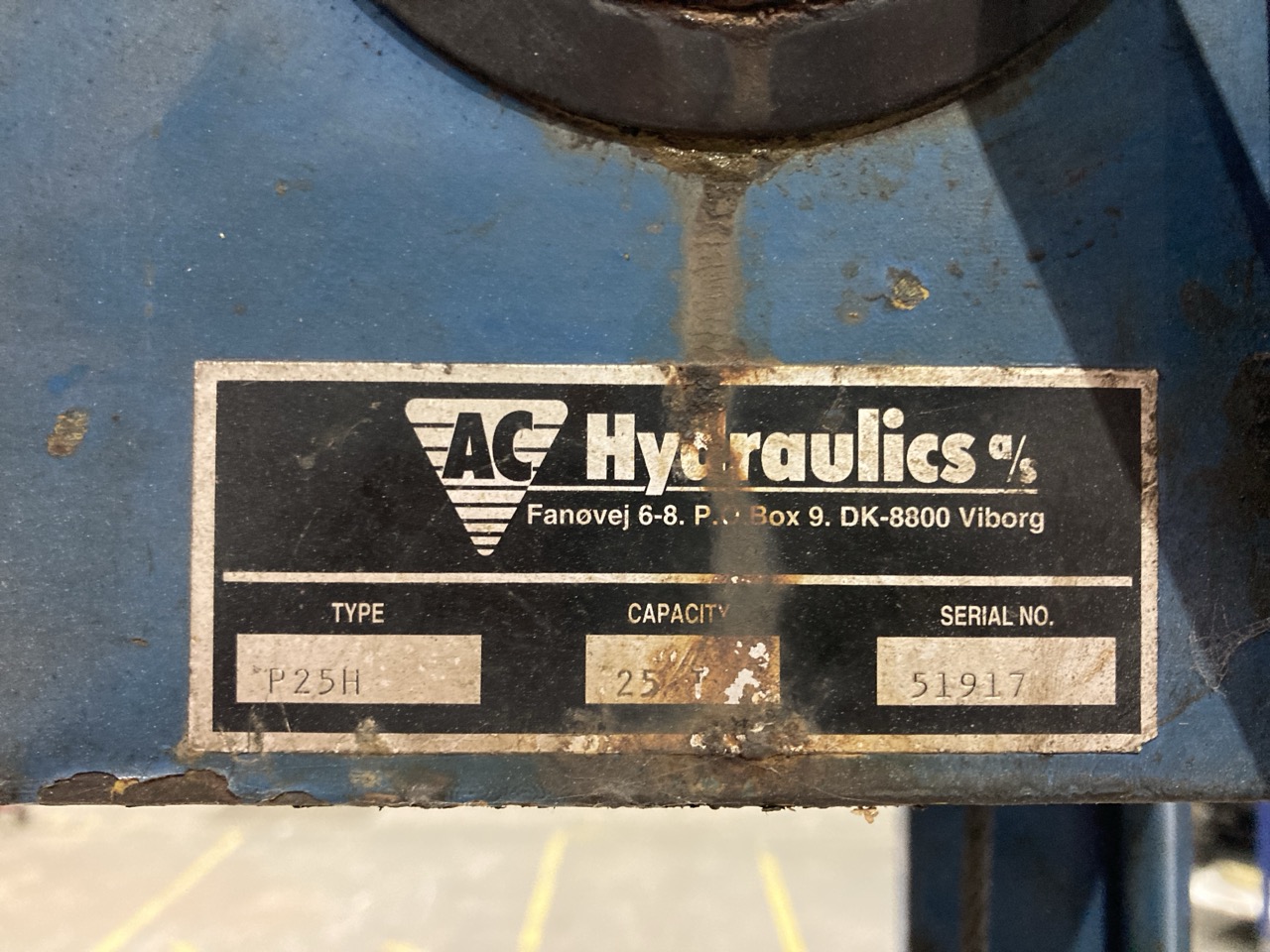 Lot 55  
            Birmingham - Collection Only 

                
AC HYDRAULIC P25H HYDRAULIC PUMP S/N 51917 - Image 4