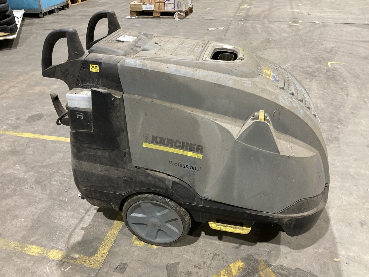 Lot 56  
            Birmingham - Collection Only 

                
KARCHER HDS E 8/16-4 M 36KW HOT WATER HIGH-PRESSURE CLEANER S/N 230/160308/ 000494