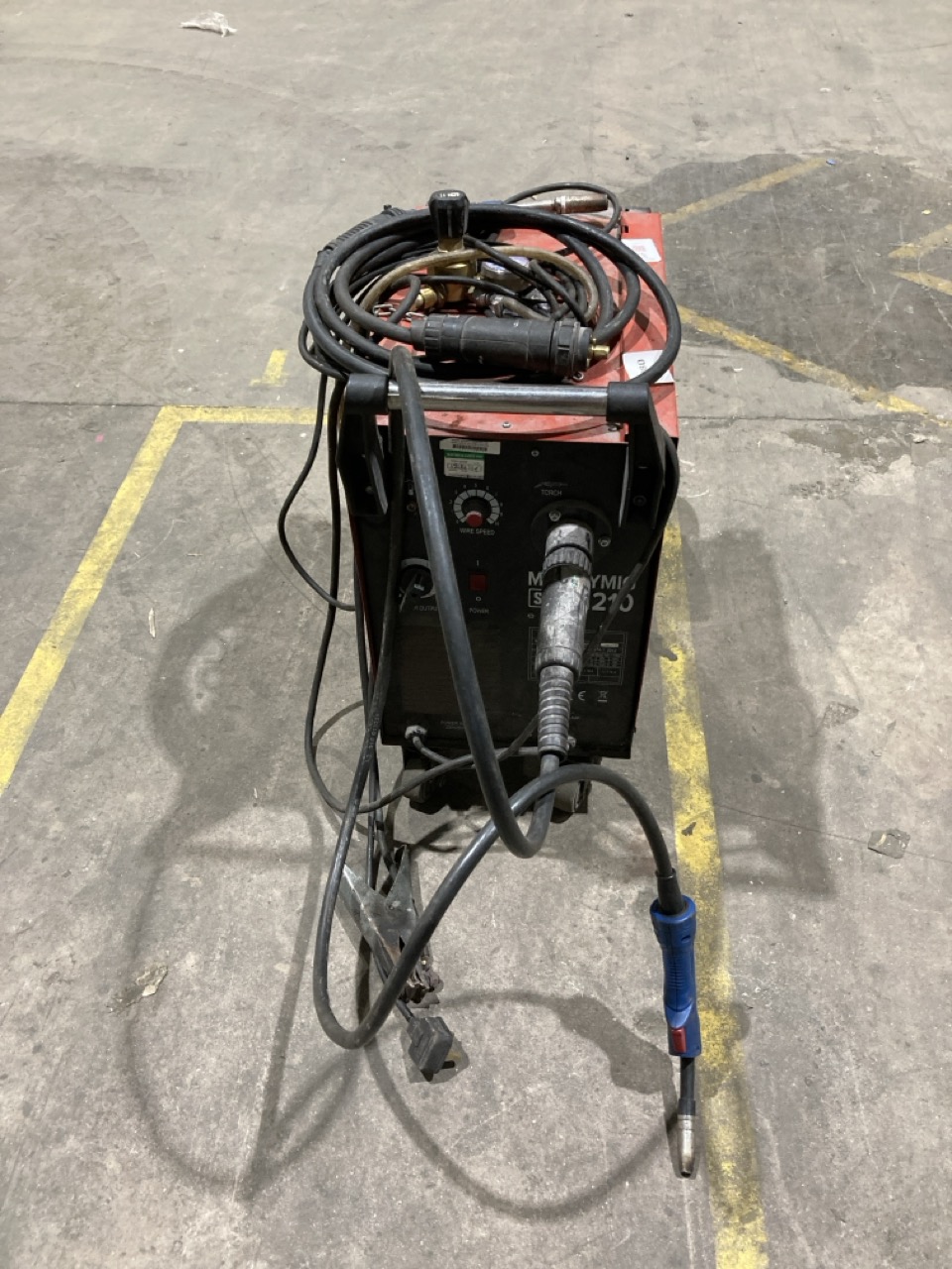 Lot 57  
            Birmingham - Collection Only 

                
SEALEY MIGHTYMIG210 PROFESSIONAL GAS/NO GAS MIG WELDER S/N 1938000128 - Image 3