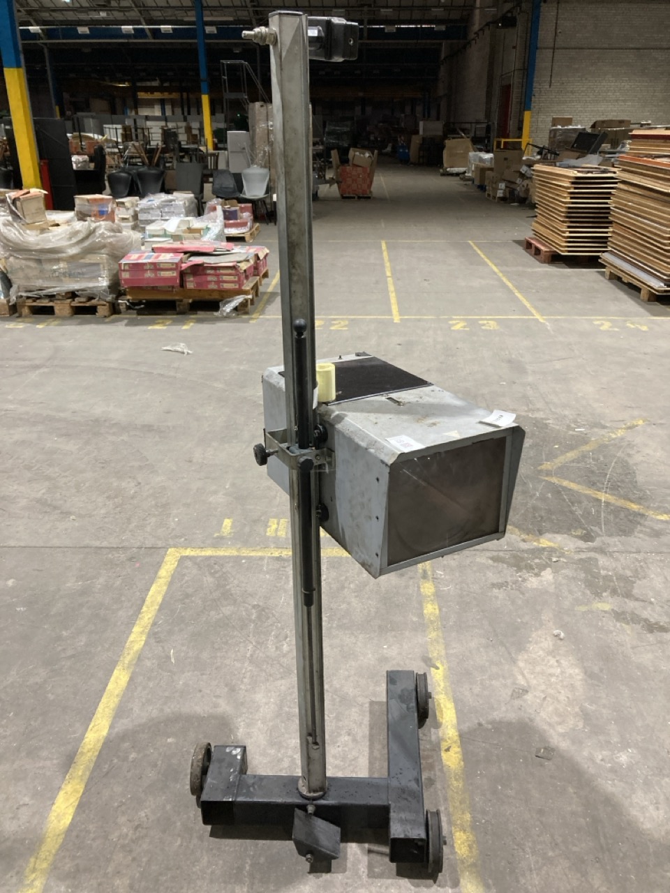 Lot 60  
            Birmingham - Collection Only 

                
TRADE MASTER HEADLAMP BEAM TESTER