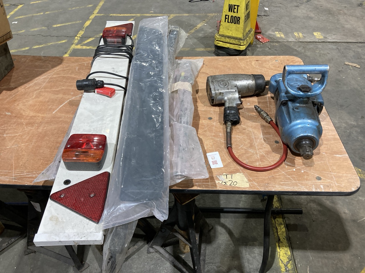 Lot 67  
            Birmingham - Collection Only 

                
ASSORTMENT OF TOOLS AND PARTS TO INCLUDE CHICAGO PNEUMATIC 1/2 INCH AIR IMPACT GUN