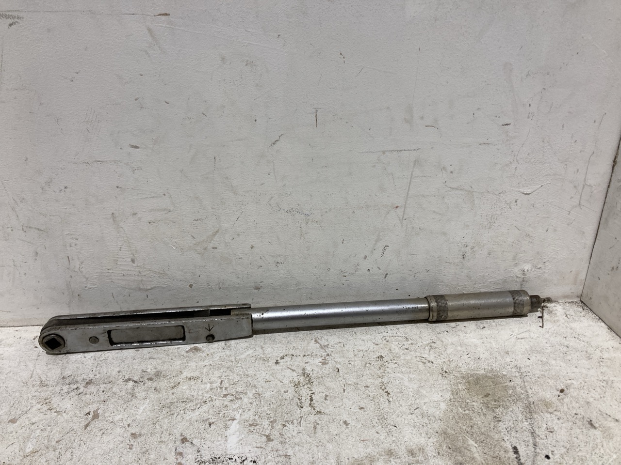 Lot 77  
            Birmingham - Collection Only 

                
ASSORTMENT OF TORQUE WRENCHES - Image 3