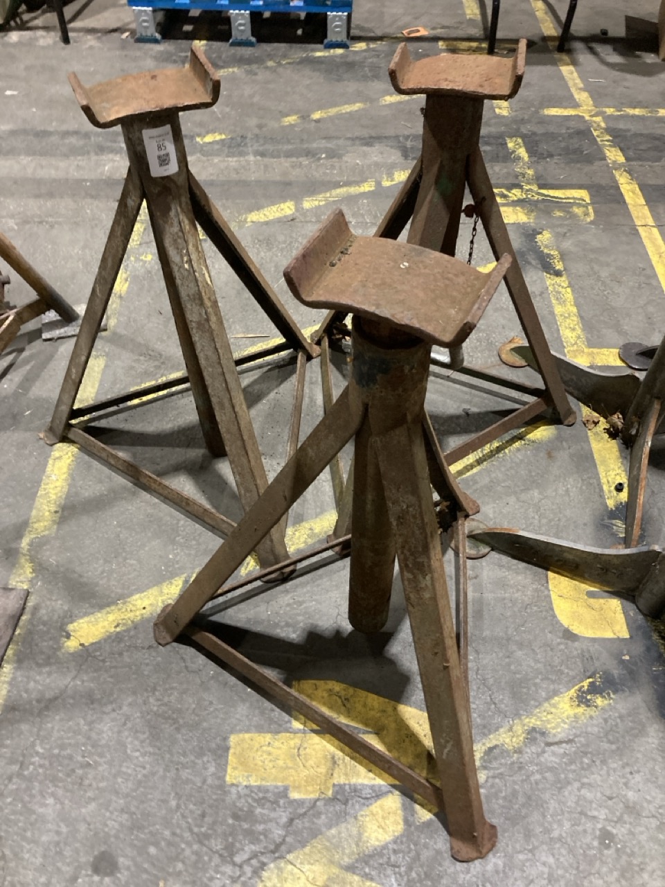 Lot 85  
            Birmingham - Collection Only 

                
3 X JACK STANDS