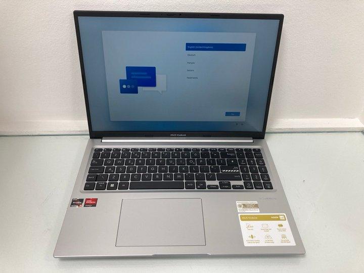 Lot 141  
            Marchington - Parcel Delivery Only 

                
ASUS VIVOBOOK M1605Y 512GB LAPTOP IN COOL SILVER. (WITH BOX & POWER ADAPTER & CAB...