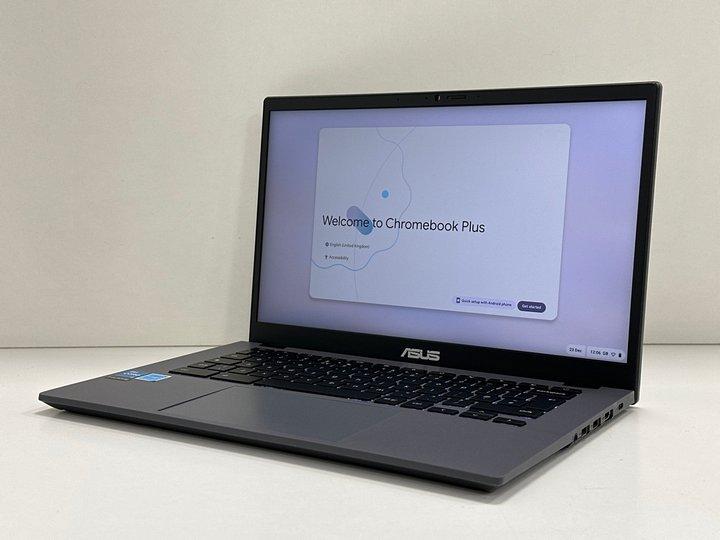 Lot 143  
            Marchington - Parcel Delivery Only 

                
ASUS CHROMEBOOK PLUS CX3402 128GB LAPTOP: MODEL NO CX3402CBA (UNIT ONLY). INTEL C...