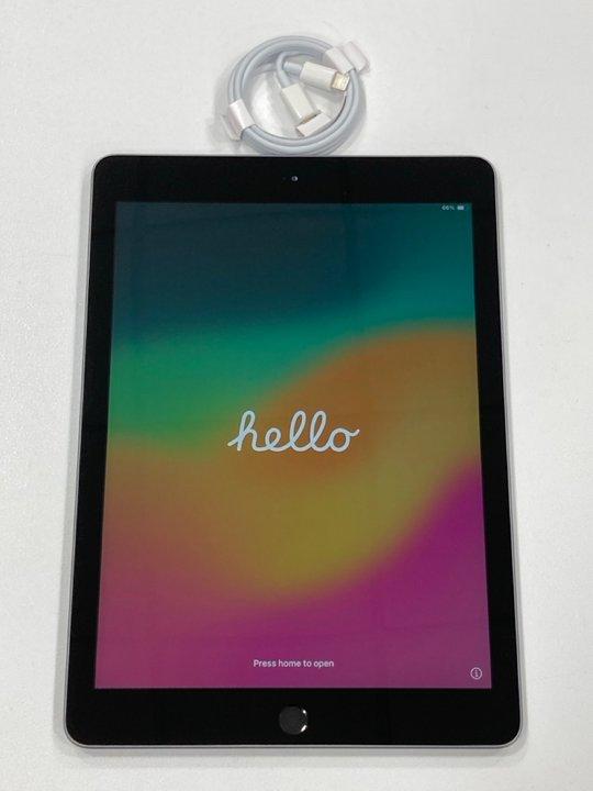 Lot 146  
            Marchington - Parcel Delivery Only 

                
APPLE IPAD (6TH GENERATION) WI-FI 32 GB TABLET WITH WIFI IN SPACE GREY: MODEL NO ...