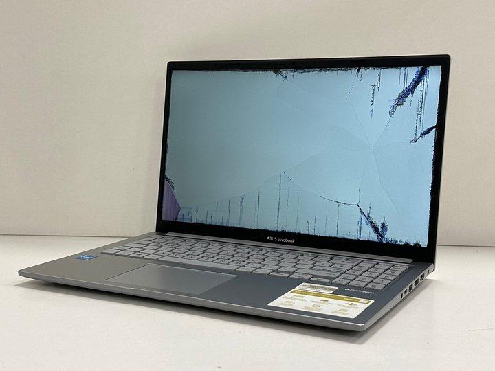 Lot 178  
            Marchington - Parcel Delivery Only 

                
ASUS VIVOBOOK 15 512GB LAPTOP: MODEL NO P1504CZ (WITH BOX, BIOS PASSWORD PROTECTE...