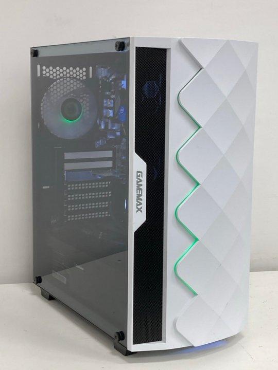 Lot 54  
            Marchington - Parcel Delivery Only 

                
GAMEMAX CUSTOM BUILT GAMING PC IN WHITE. (UNIT ONLY, INTERNAL STORAGE REMOVED, BI...