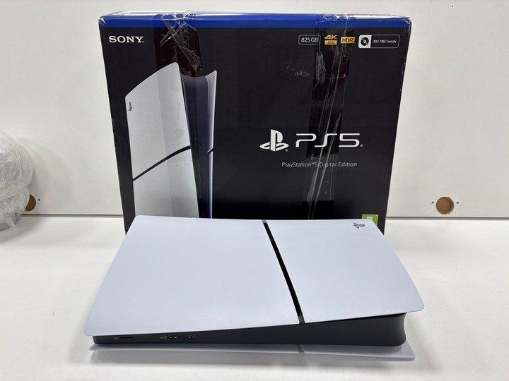 Lot 73  
            Marchington - Parcel Delivery Only 

                
SONY PLAYSTATION 5 - SLIM (DIGITAL EDITION) 825GB GAMES CONSOLE IN WHITE: MODEL N...