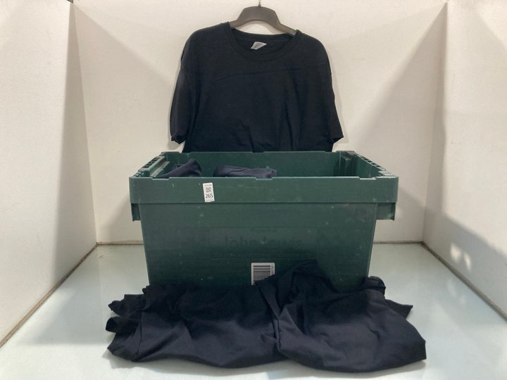 Lot 145  
            Marchington SR13 - Parcel Delivery Only 

                
QTY OF FRUIT OF THE LOOM MENS T-SHIRTS IN BLACK-UK SIZE L: LOCATION - WH5