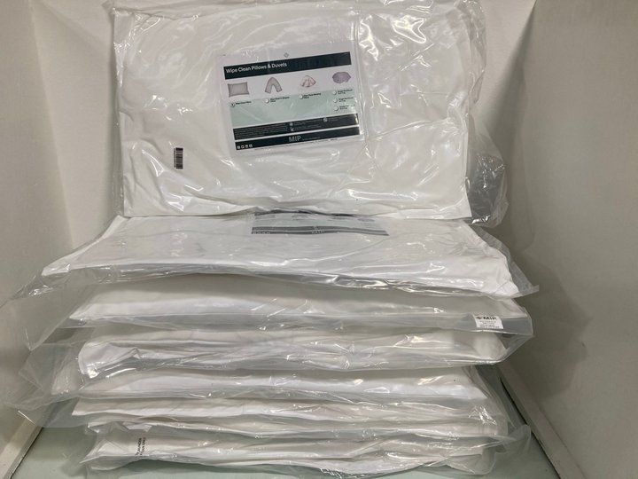 Lot 277  
            Marchington SR13 - Parcel Delivery Only 

                
QTY OF MIP WIPE CLEAN PILLOWS: LOCATION - H14