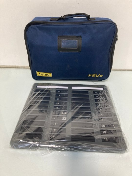 Lot 298  
            Marchington SR13 - Parcel Delivery Only 

                
ANTON SPRINT EVO FLUE GAS ANALYSER - ORIGINAL RRP £110 TO INCLUDE BLACK CLOCK IN/...