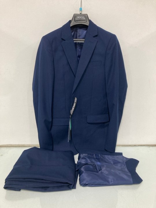 Lot 306  
            Marchington SR13 - Parcel Delivery Only 

                
BOYS ROCO FORD 3 PIECE SUIT IN NAVY - AGE: 14 YEARS: LOCATION - H12