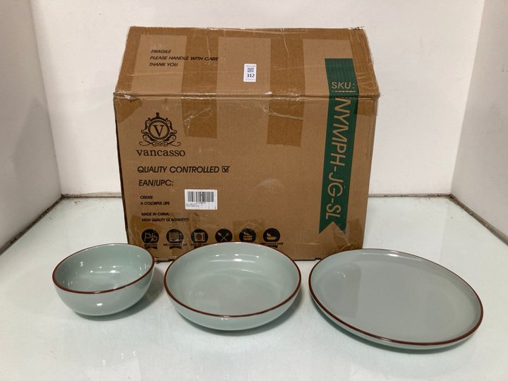 Lot 312  
            Marchington SR13 - Parcel Delivery Only 

                
VANCASSO CERAMIC DINNERWARE SET IN JADE: LOCATION - H12