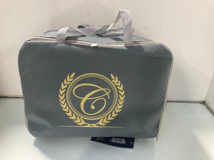 Lot 334  
            Marchington SR13 - Parcel Delivery Only 

                
CONCOURS AUTO PRODUCTS CAR COVER: LOCATION - H10