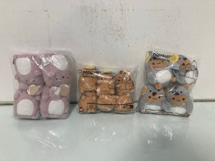 Lot 369  
            Marchington SR13 - Parcel Delivery Only 

                
QTY OF ASSORTED NOODOLL SOFT TOYS TO INCLUDE RICE SPUD JUST A BABY: LOCATION - H8