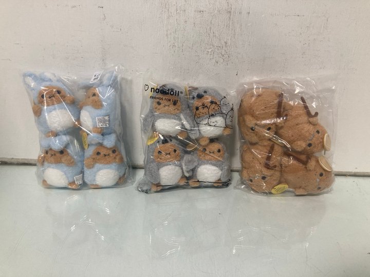 Lot 373  
            Marchington SR13 - Parcel Delivery Only 

                
QTY OF ASSORTED NOODOLL SOFT TOYS TO INCLUDE RICESPUD PENGUIN: LOCATION - H8