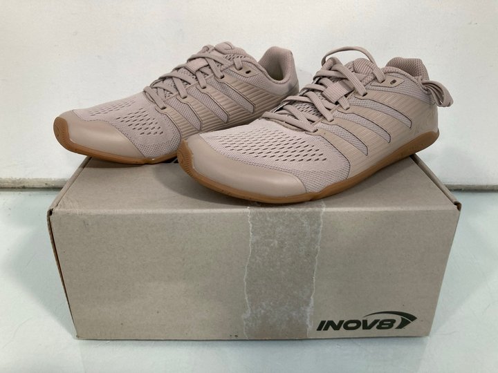 Lot 386  
            Marchington SR13 - Parcel Delivery Only 

                
INOV8 WOMENS BARE-XF TRAINERS IN GREY/GUM - UK SIZE: 4 - ORIGINAL RRP: £110.00: L...