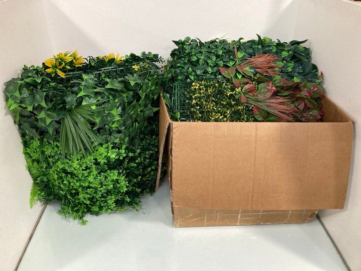 Lot 397  
            Marchington SR13 - Parcel Delivery Only 

                
ARTIFICIAL FOLIAGE WALL PANEL: LOCATION - H7