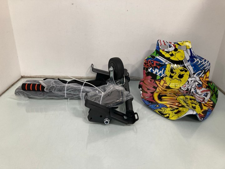 Lot 401  
            Marchington SR13 - Parcel Delivery Only 

                
GO KART FRAME IN BLACK: LOCATION - H6