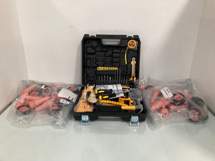 Lot 409  
            Marchington SR13 - Parcel Delivery Only 

                
LITHIUM ELECTRIC TOOL KIT TO INCLUDE DATAMARS BRACKET KIT: LOCATION - H6