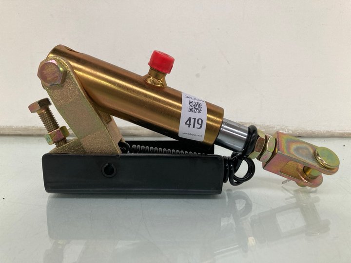 Lot 419  
            Marchington SR13 - Parcel Delivery Only 

                
HYDRAULIC TRAILER BRAKE: LOCATION - H5