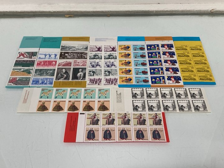 Lot 534  
            Marchington SR13 - Parcel Delivery Only 

                
TEN FULL BOOKS OF MINT UNUSED VINTAGE SWEDISH STAMPS: LOCATION - H1