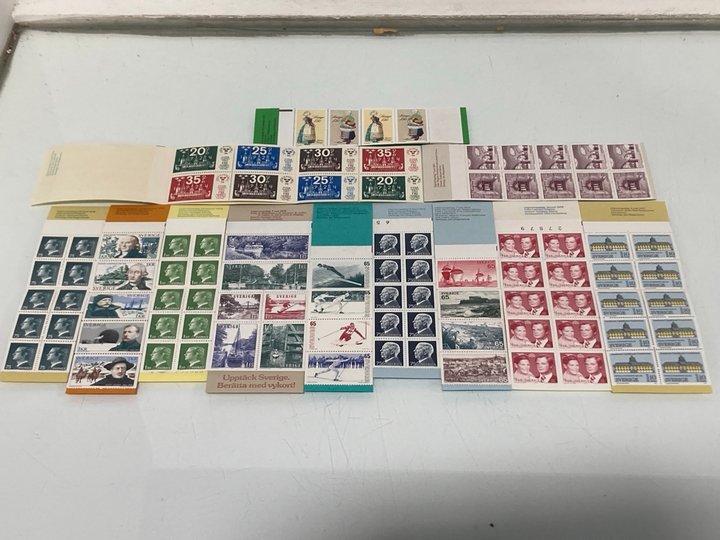 Lot 536  
            Marchington SR13 - Parcel Delivery Only 

                
TEN FULL BOOKS OF MINT UNUSED VINTAGE SWEDISH STAMPS: LOCATION - H1