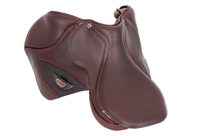 Lot 5  
            Marchington SR13 - Parcel Delivery Only 

                
ERREPLUS JF DOUBLE FLAP LEATHER JUMP SADDLE IN DARK BROWN-ORIGINAL RRP £1893.00: ...