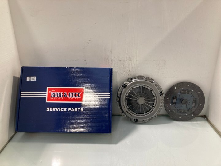 Lot 603  
            Marchington SR13 - Parcel Delivery Only 

                
BORG & BECK CLUTCH 3-IN-1 CSC KIT FOR FORD: LOCATION - G2