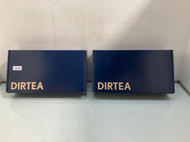 Lot 628  
            Marchington SR13 - Parcel Delivery Only 

                
DIRTEA COFFEE STARTER SET TO INCLUDE DIRTEA MATCHA STARTER SET: LOCATION - G3