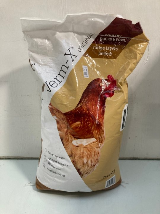 Lot 632  
            Marchington SR13 - Parcel Delivery Only 

                
VERM-X ORIGINAL POULTRY, DUCKS & FOWL PELLETS 20KG - BB: NOT SHOWN: LOCATION - G3