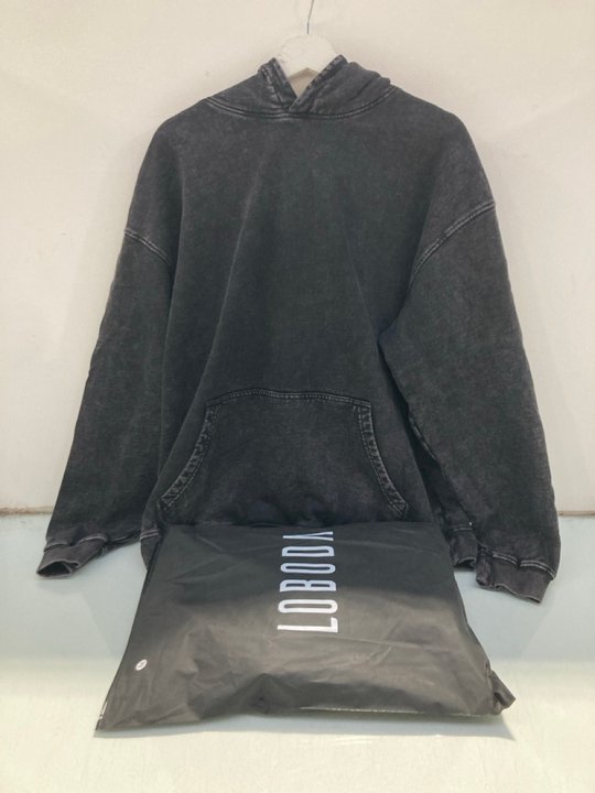 Lot 653  
            Marchington SR13 - Parcel Delivery Only 

                
2 X LOBODA DENIM EFFECT HOODIE IN FADED BLACK - UK SIZE: MEDIUM: LOCATION - G5