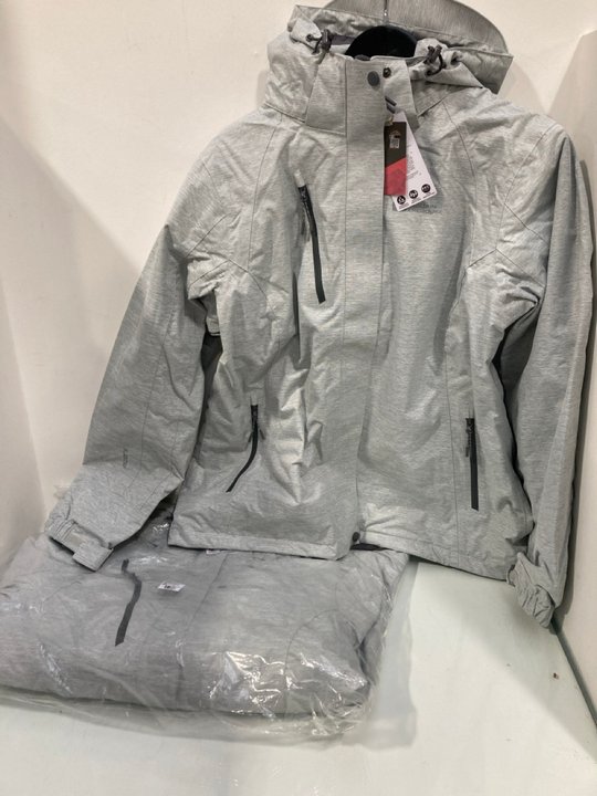 Lot 689  
            Marchington SR13 - Parcel Delivery Only 

                
2 X MOUNTAIN WAREHOUSE BRACKEN MELANGE WATERPROOF JACKETS IN GREY - UK 16: LOCATI...