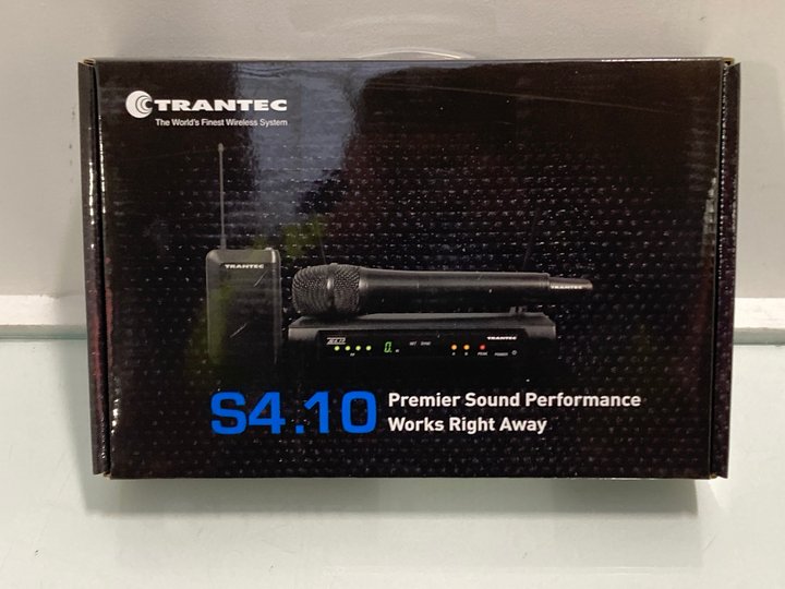 Lot 692  
            Marchington SR13 - Parcel Delivery Only 

                
TRANTEC S4.10 UHF HEADWORN SYSTEM WITH HM33 HEADMIC - ORIGINAL RRP £138.00: LOCAT...