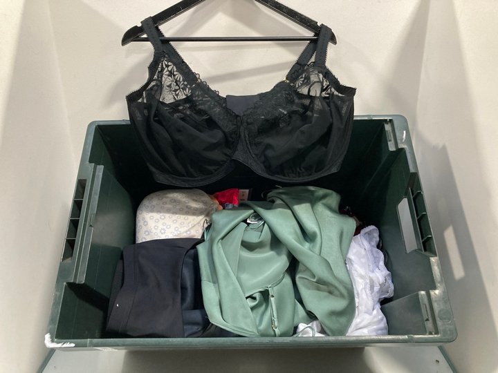 Lot 704  
            Marchington SR13 - Parcel Delivery Only 

                
QTY OF ASSORTED WOMENS UNDERWEAR ITEMS TO INCLUDE GOOD HOME SPORTS BRA IN BLACK -...