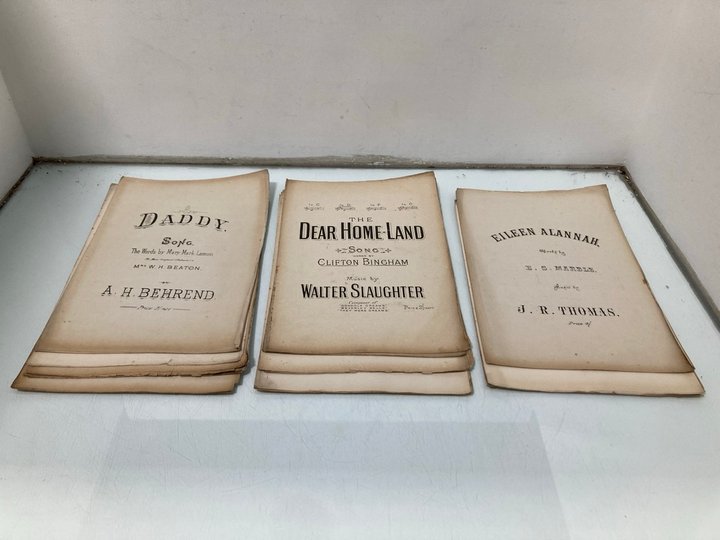 Lot 735  
            Marchington SR13 - Parcel Delivery Only 

                
A BUNDLE OF VICTORIAN SHEET MUSIC: LOCATION - G10
