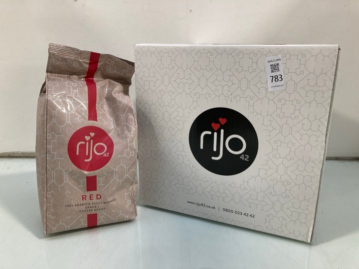 Lot 783  
            Marchington SR13 - Parcel Delivery Only 

                
BOX OF 6 RIJO 1KG RED NATURAL WHOLE ROASTED COFFEE BEANS - BBE 5/27: LOCATION - G11