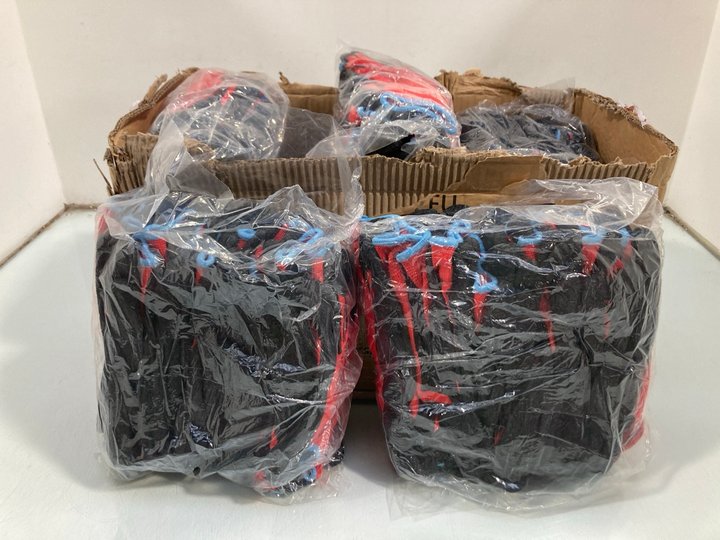 Lot 788  
            Marchington SR13 - Parcel Delivery Only 

                
QTY OF SUPREME WORK GLOVES IN RED/BLACK - SIZE 8: LOCATION - G11