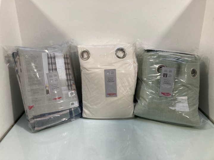 Lot 795  
            Marchington SR13 - Parcel Delivery Only 

                
3 X ASSORTED PAIRS OF JOHN LEWIS & PARTNERS CURTAINS TO INCLUDE EYELET CURTAINS I...