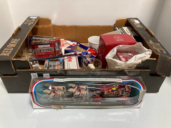 Lot 902  
            Marchington SR13 - Parcel Delivery Only 

                
A BOX OF CHARLES AND DIANA WEDDING MEMORABILIA: LOCATION - G14