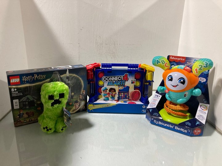 Lot 90  
            Marchington SR13 - Parcel Delivery Only 

                
4 X ASSORTED CHILDRENS TOYS TO INCLUDE HARRY POTTER LEGO HAGRID'S HUT: AN UNEXPEC...