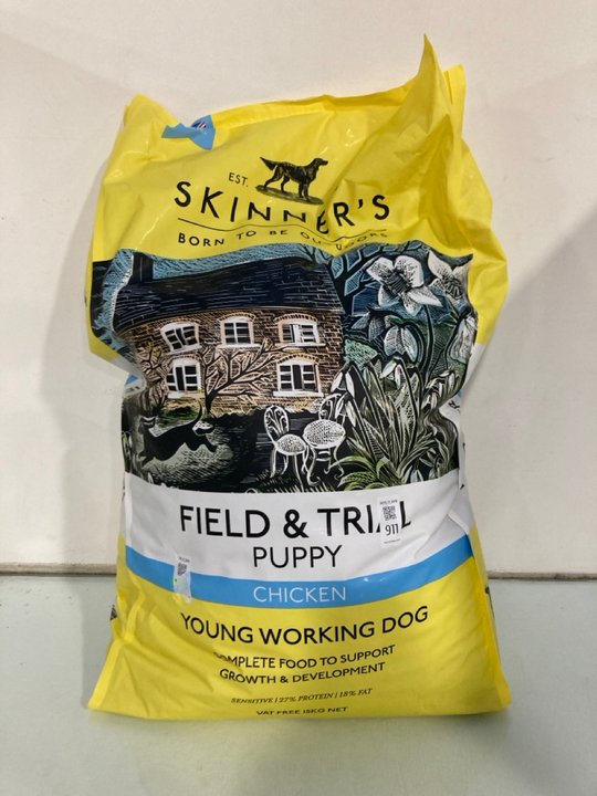 Lot 911  
            Marchington SR13 - Parcel Delivery Only 

                
SKINNER'S 15KG FIELD & TRIAL PUPPY YOUNG WORKING DOG FOOD IN CHICKEN FLAVOUR - BB...