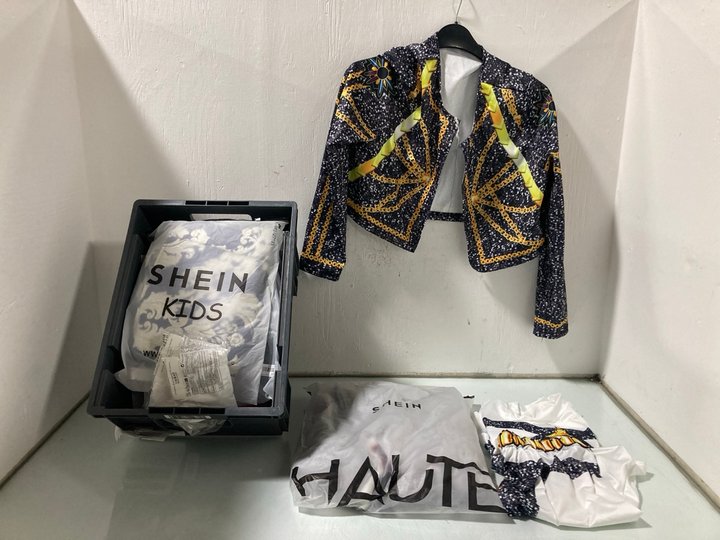 Lot 95  
            Marchington SR13 - Parcel Delivery Only 

                
QTY OF ASSORTED CHILDRENS CLOTHING ITEMS TO INCLUDE MULTIPACK OF LEGGINGS IN VARI...