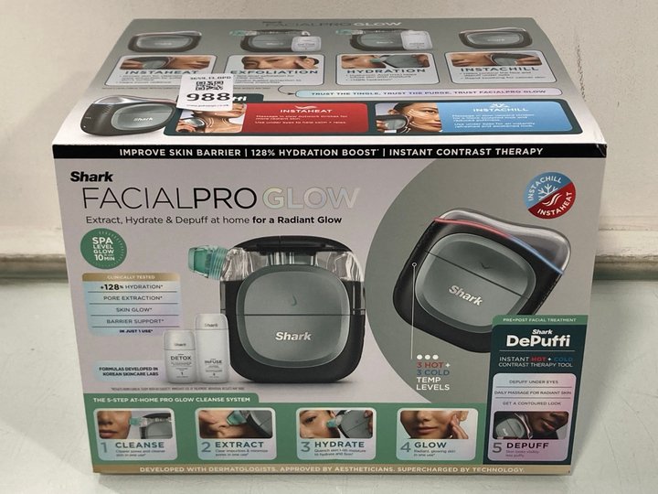 Lot 988  
            Marchington SR13 - Parcel Delivery Only 

                
SHARK FACIAL PRO GLOW (SEALED)-ORIGINAL RRP £299.99: LOCATION - F15