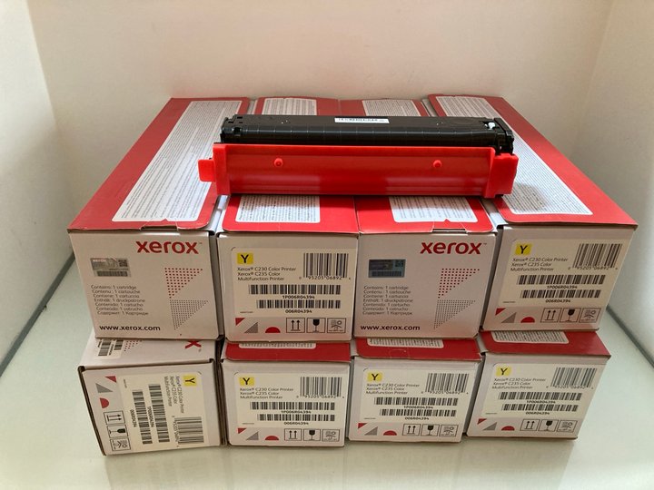 Lot 1010  
            Marchington SR10 - Parcel Delivery Only 

                
9 X XEROX C230/C235 BLACK HIGH CAP TONER CARTRIDGES: LOCATION - DR1