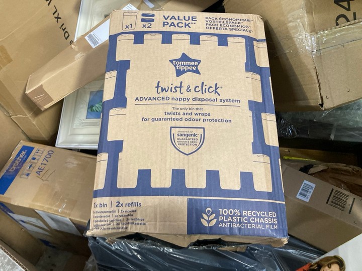 Lot 106  
            Marchington SR17 - Delivery or Collection 

                
PALLET OF ASSORTED HOUSEHOLD ITEMS TO INCLUDE KARCHER SC 2 STEAM MOP: LOCATION - ... - Image 2