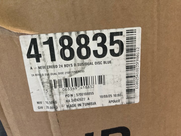 Lot 151  
            Marchington SR17 - Delivery or Collection 

                
CREED BOYS 24" DOUBLE SUSPENSION BICYCLE IN BLUE - ORIGINAL RRP £225: LOCATION - A3 - Image 4